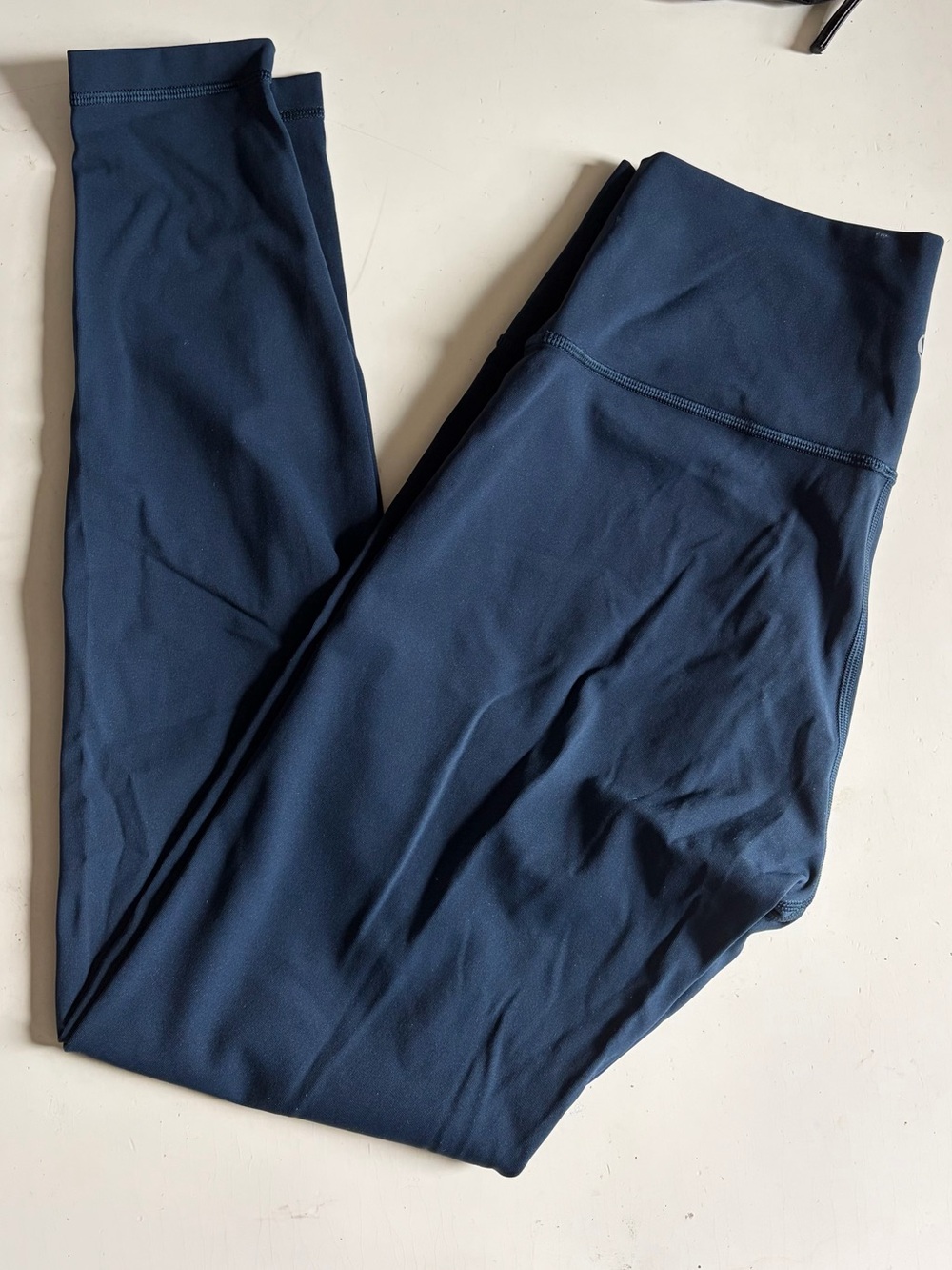 lululemon Navy High-Rise Leggings - Size 6